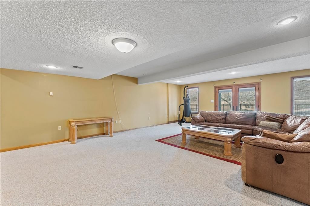 336 N Winnebago Drive — photo 28