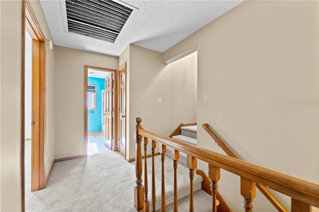 336 N Winnebago Drive — photo 33