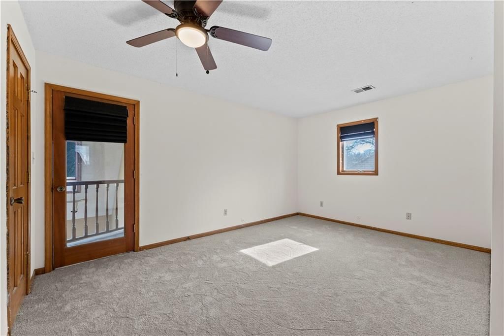 336 N Winnebago Drive — photo 37