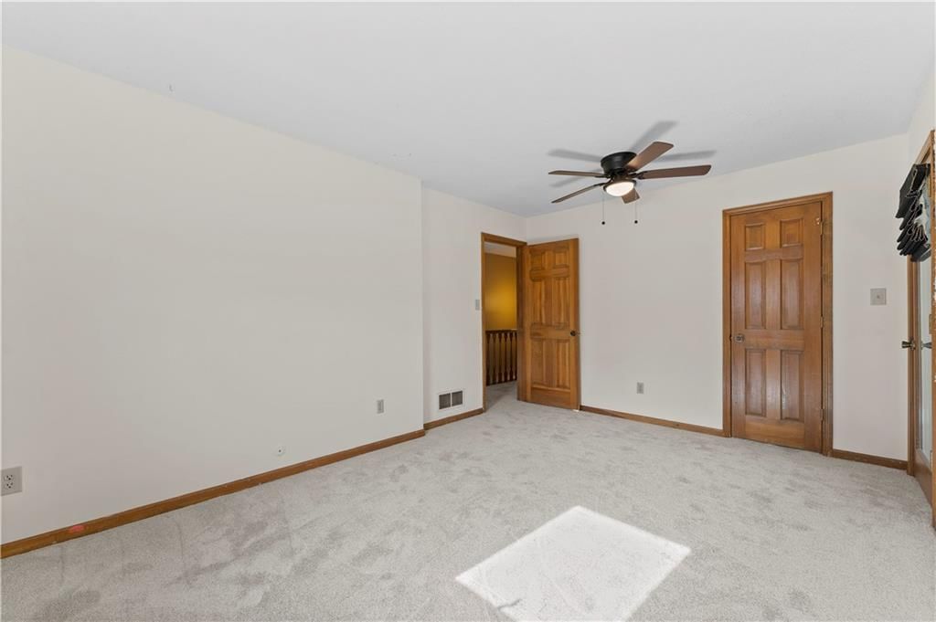 336 N Winnebago Drive — photo 38