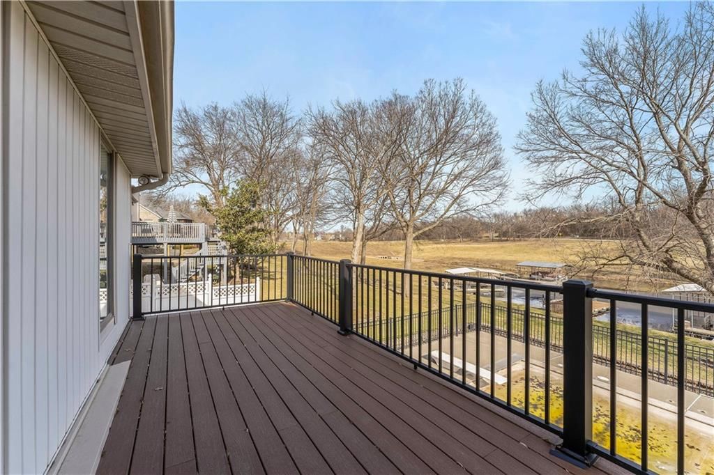 336 N Winnebago Drive — photo 46