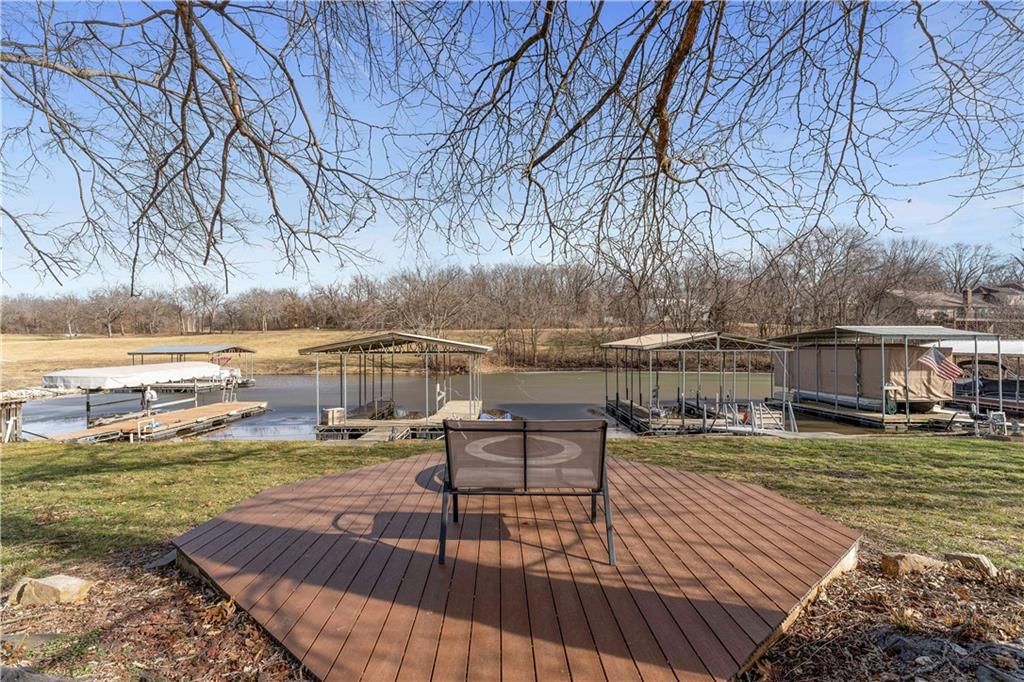 336 N Winnebago Drive — photo 62