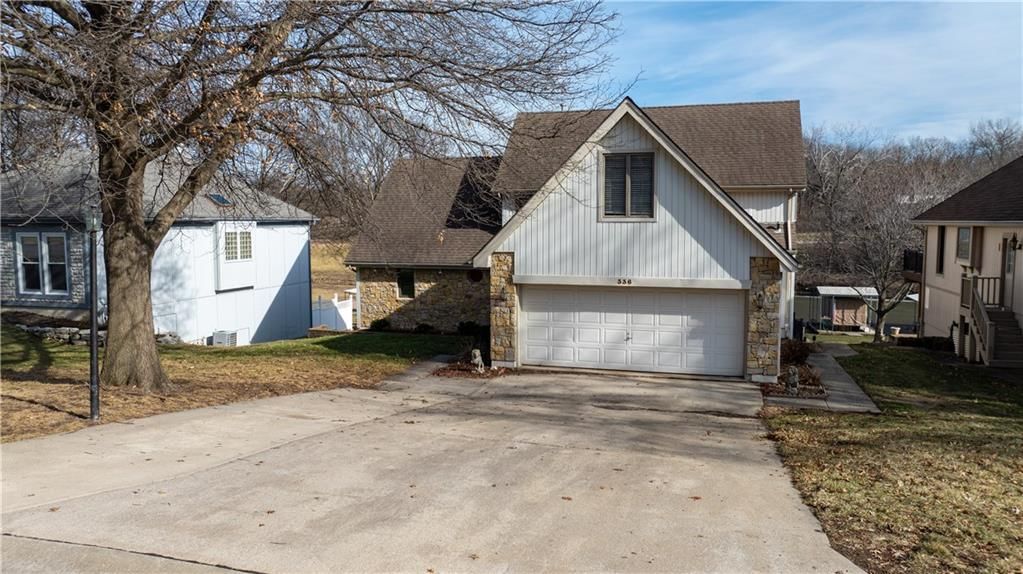 336 N Winnebago Drive — photo 66