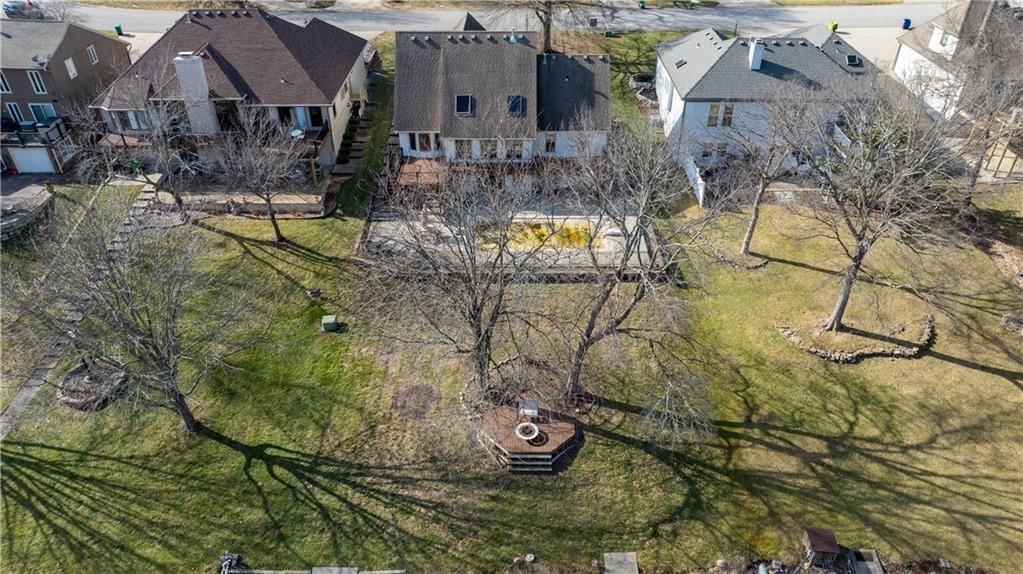 336 N Winnebago Drive — photo 78
