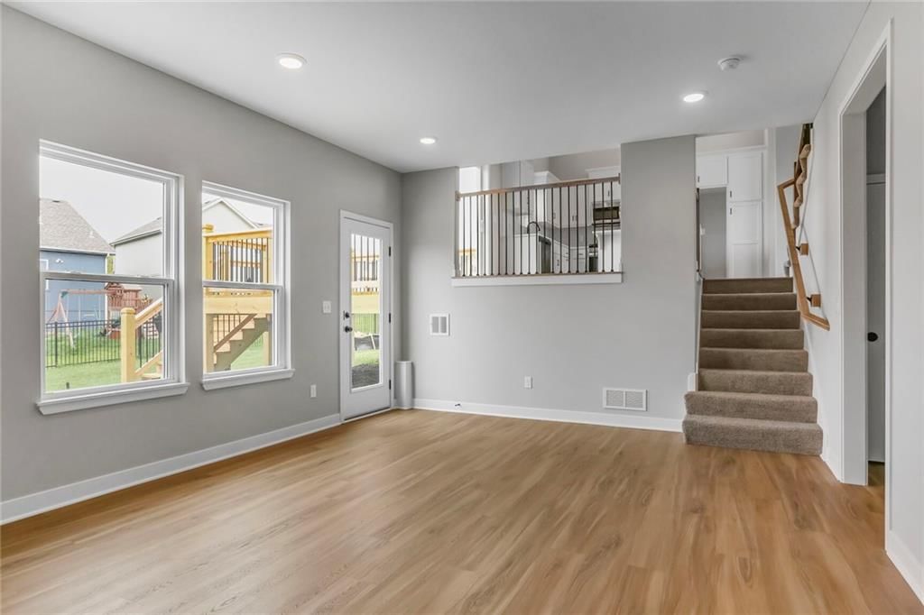 16153 Ryan Circle — photo 7