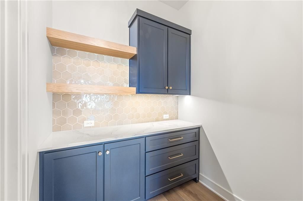 17021 Parkhill Street — photo 16