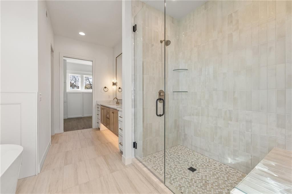 17021 Parkhill Street — photo 22