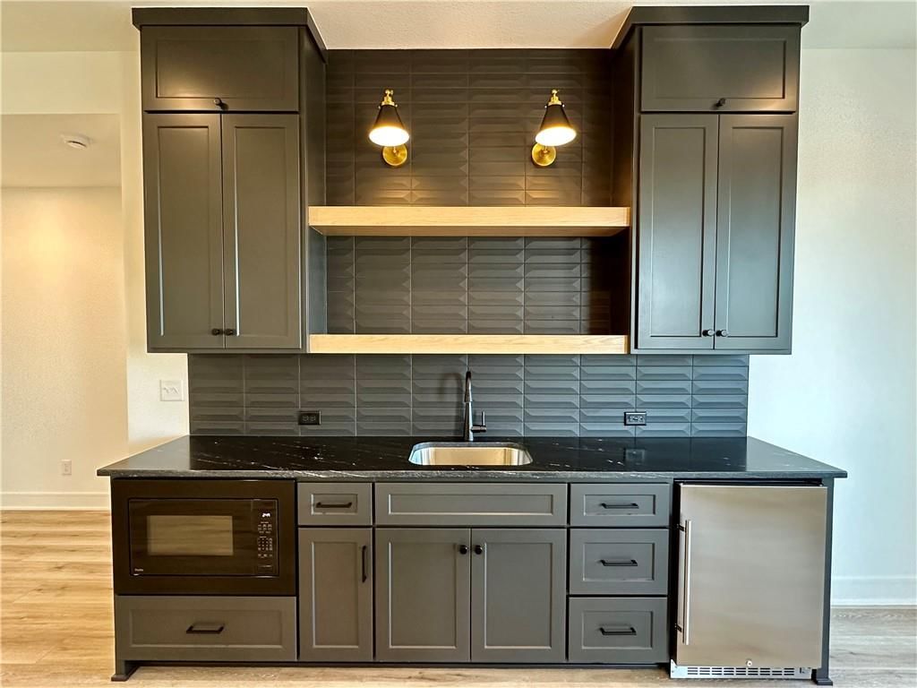 17021 Parkhill Street — photo 36