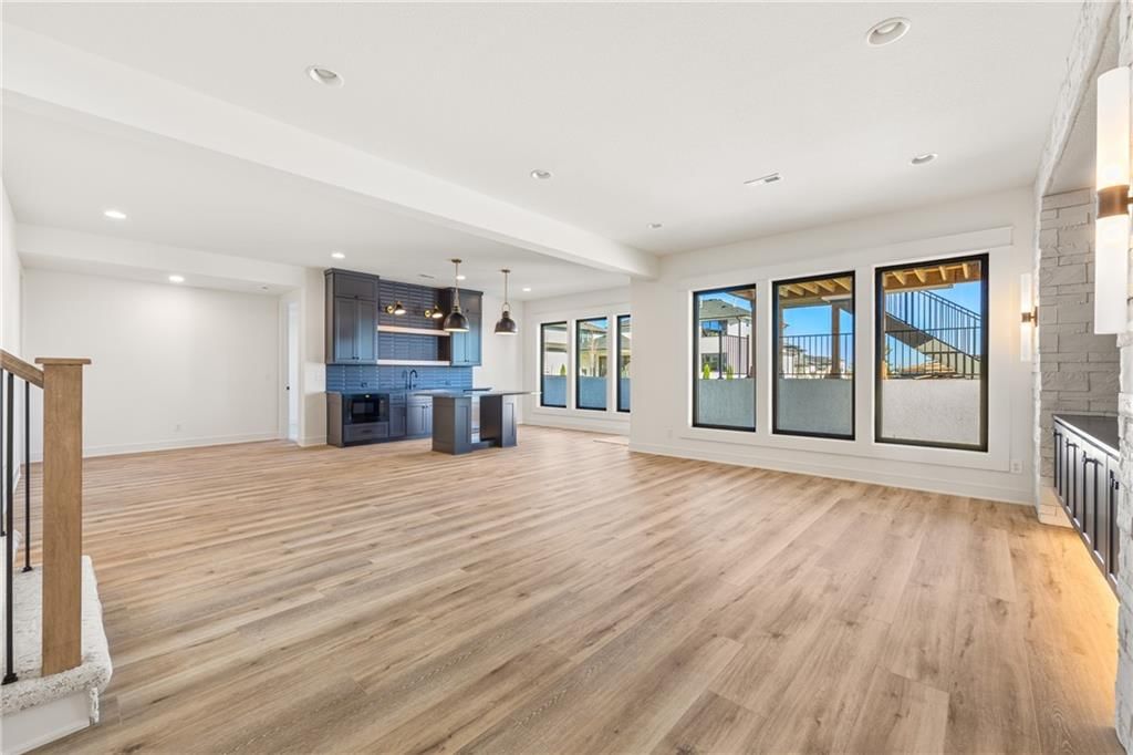 17021 Parkhill Street — photo 37