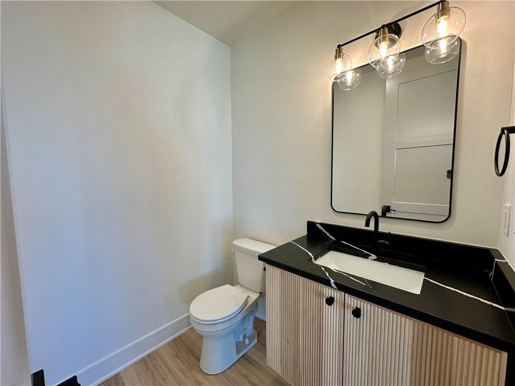 17021 Parkhill Street — photo 41