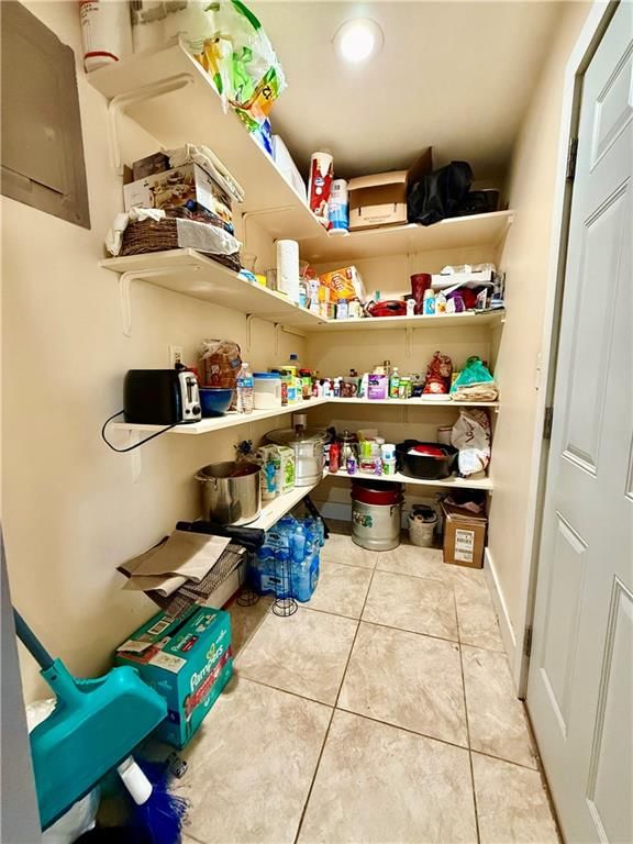 204 N Minnesota Street — photo 13