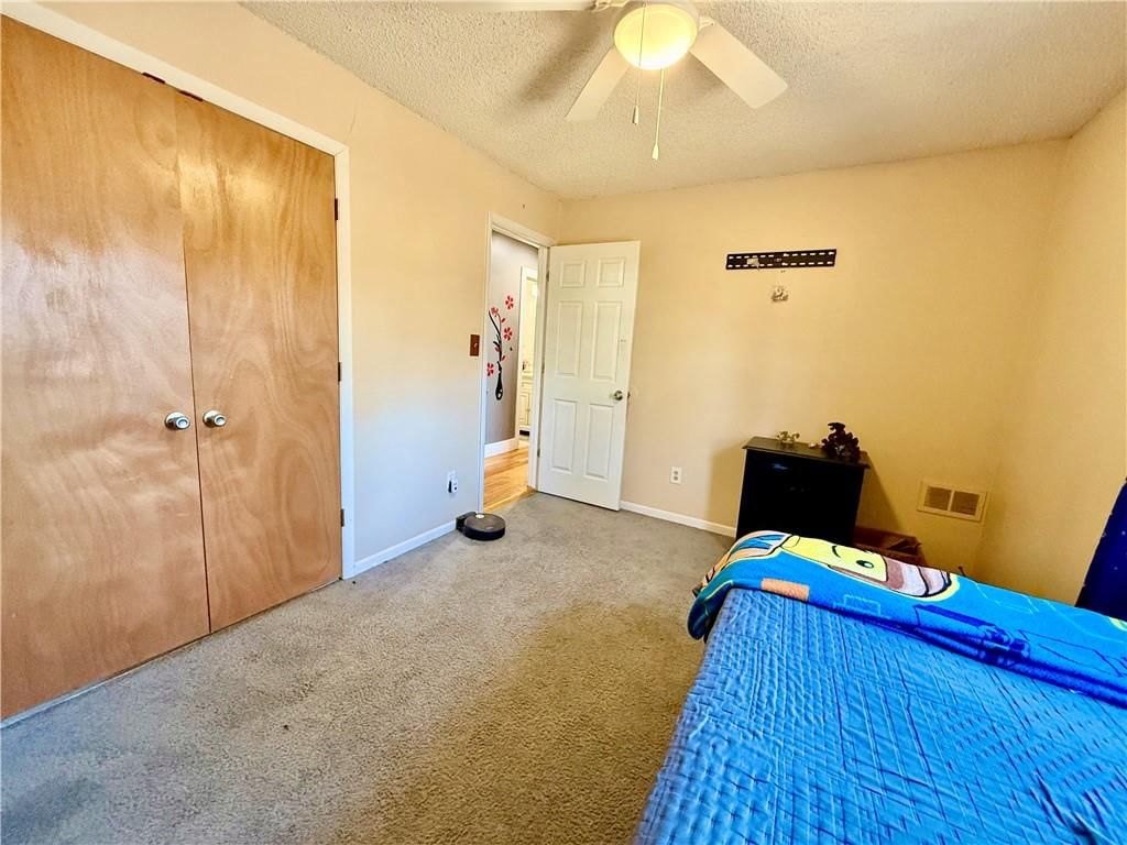 204 N Minnesota Street — photo 32