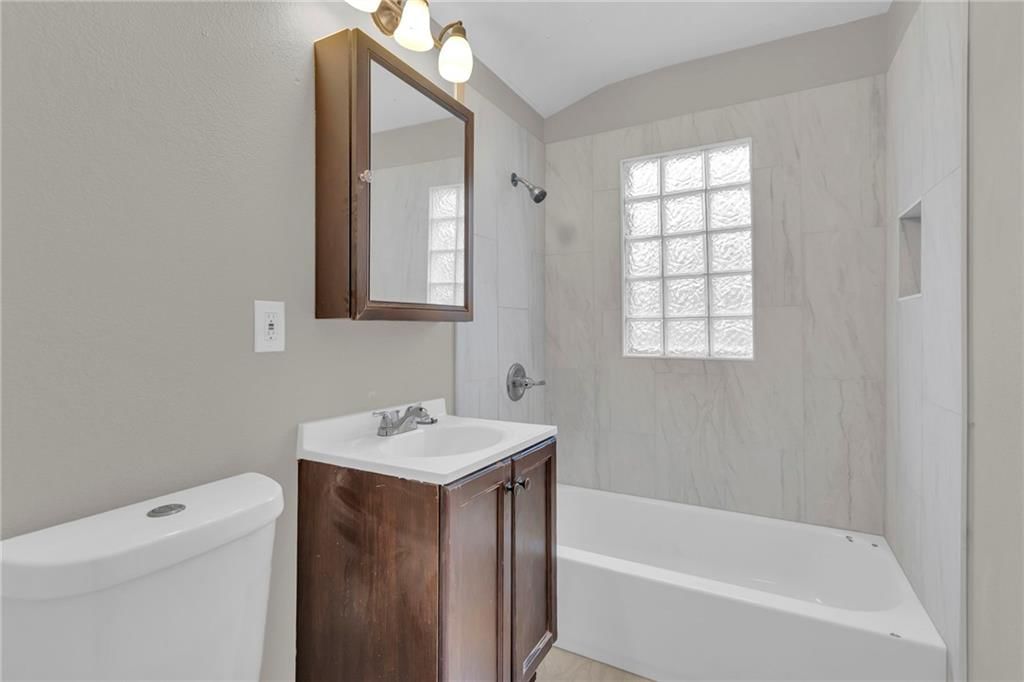 8507 E 111th Street — photo 18