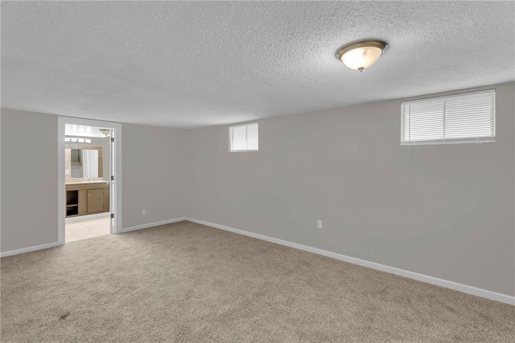 8507 E 111th Street — photo 20