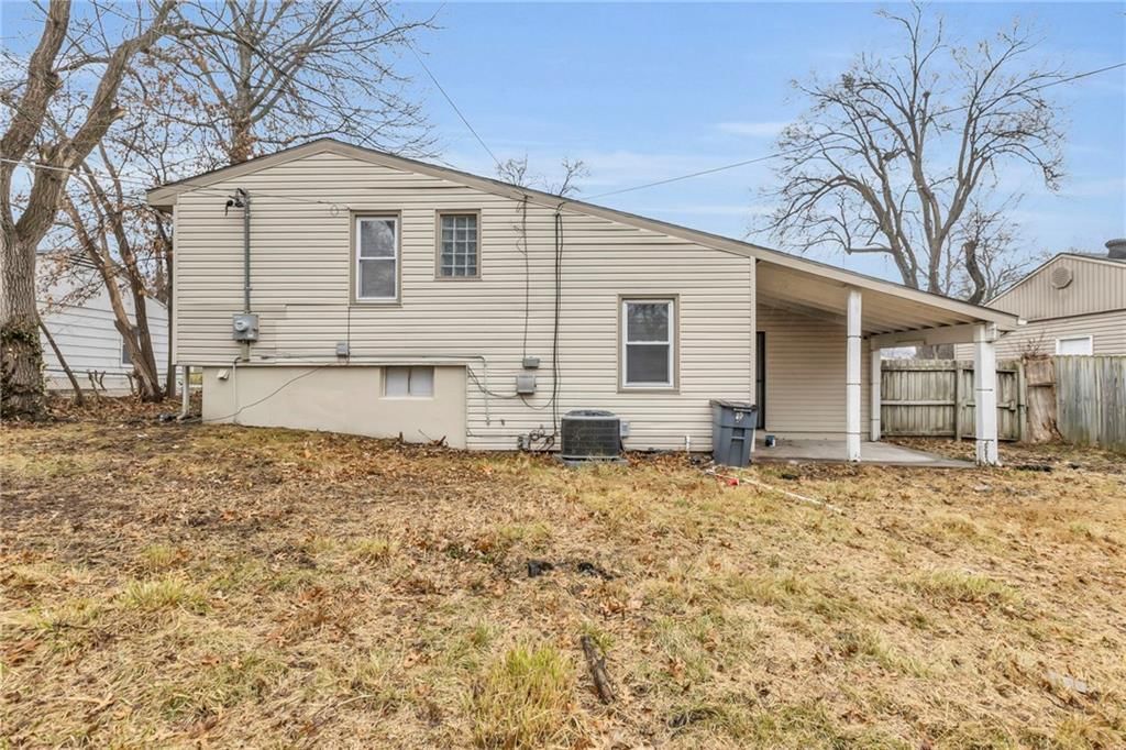 8507 E 111th Street — photo 28