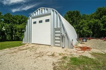 1301 S Van Dyke Road — photo 3