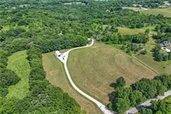 1301 S Van Dyke Road — photo 49