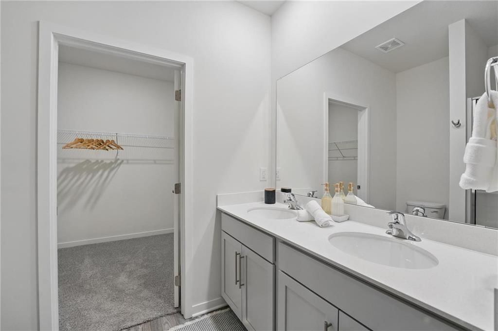 605 Izzy Way — photo 22