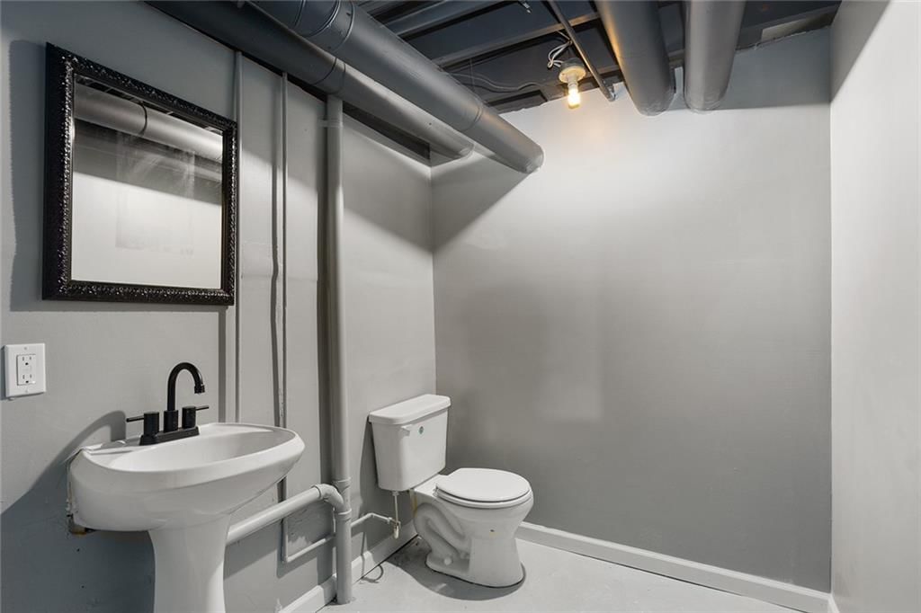 6004 Forest Avenue — photo 24