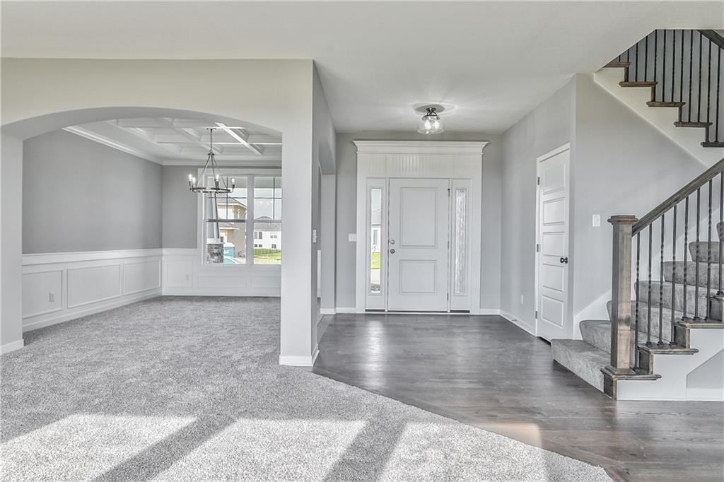 Photo 6 of 37 - 16458 S Elmridge Street