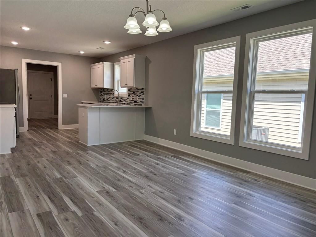 4909 S Creek Woods Drive — photo 8