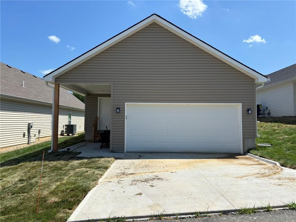 4909 S Creek Woods Drive — photo 33
