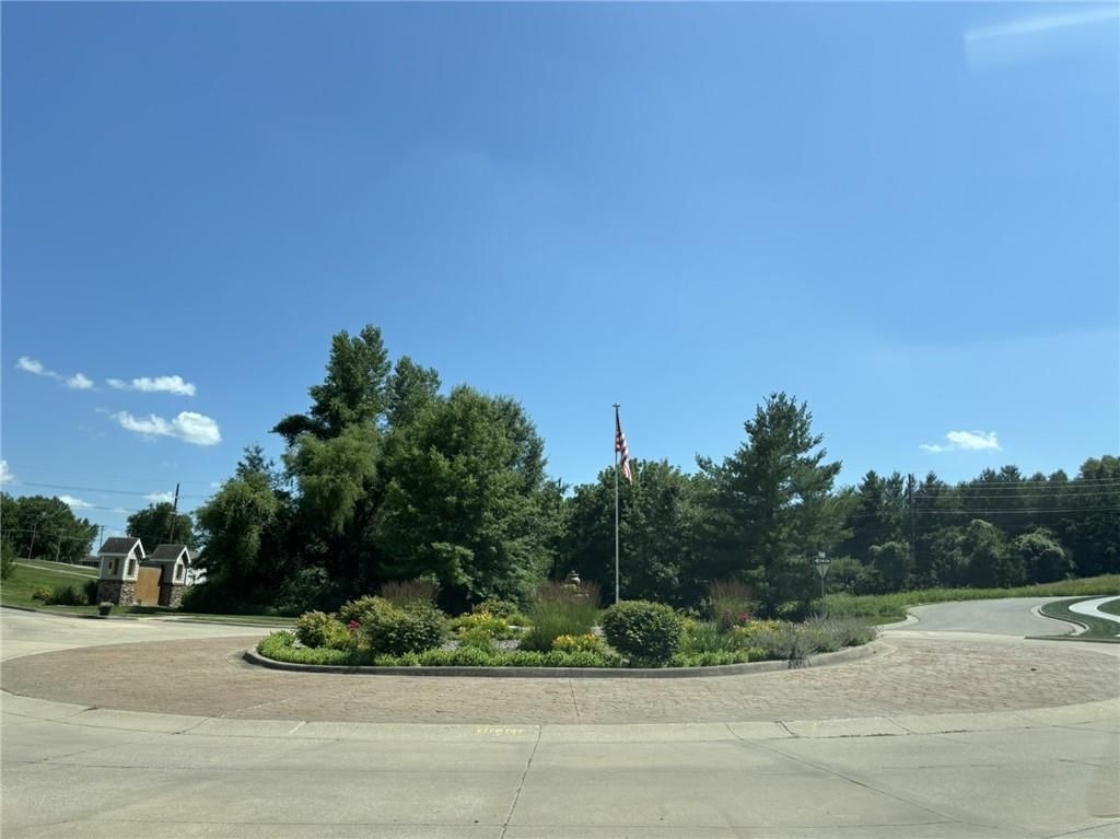 4909 S Creek Woods Drive — photo 36