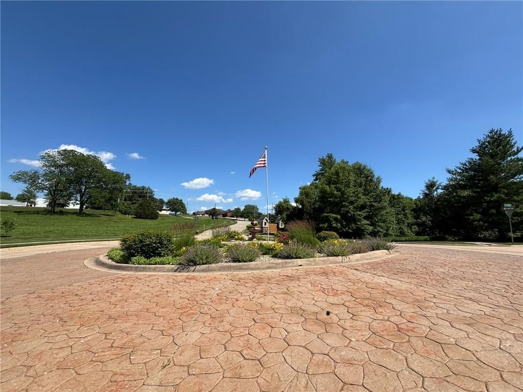 4909 S Creek Woods Drive — photo 37