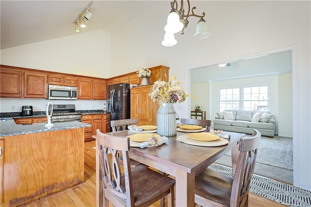 3904 Remington Court — photo 9