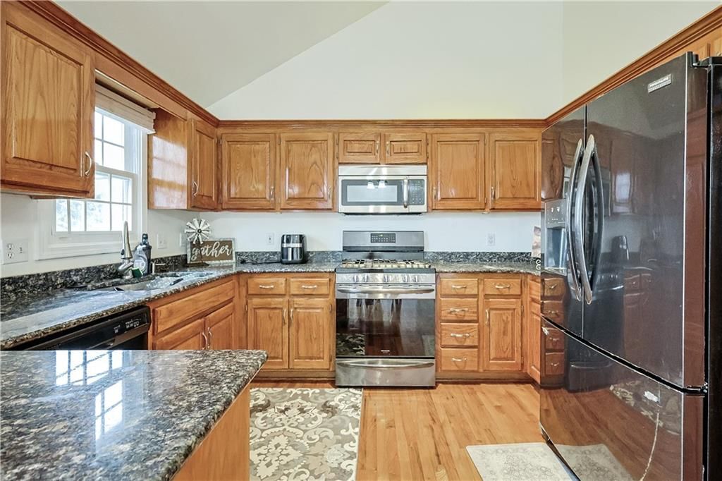 3904 Remington Court — photo 13