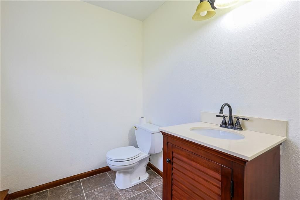 3904 Remington Court — photo 30