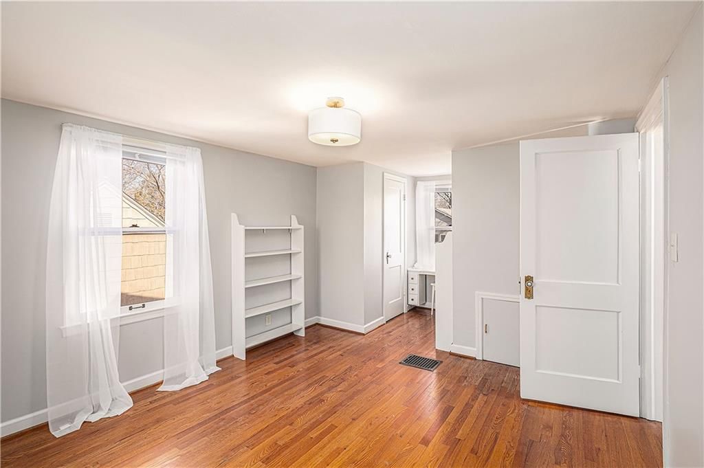 8409 Ward Parkway — photo 15