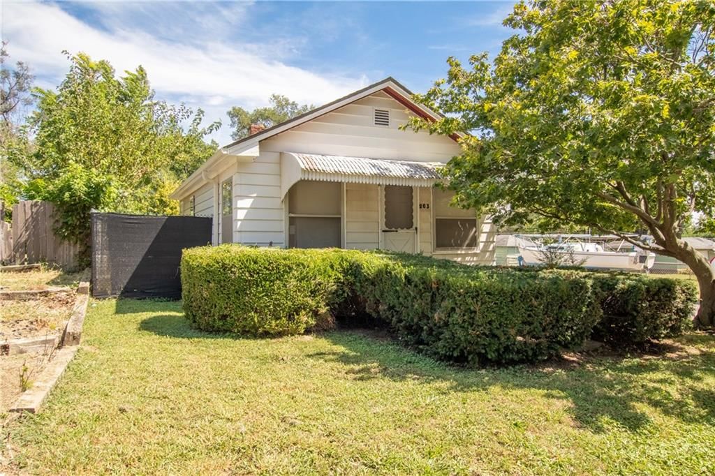 203 and 209 S Hunter Street, Independence, MO