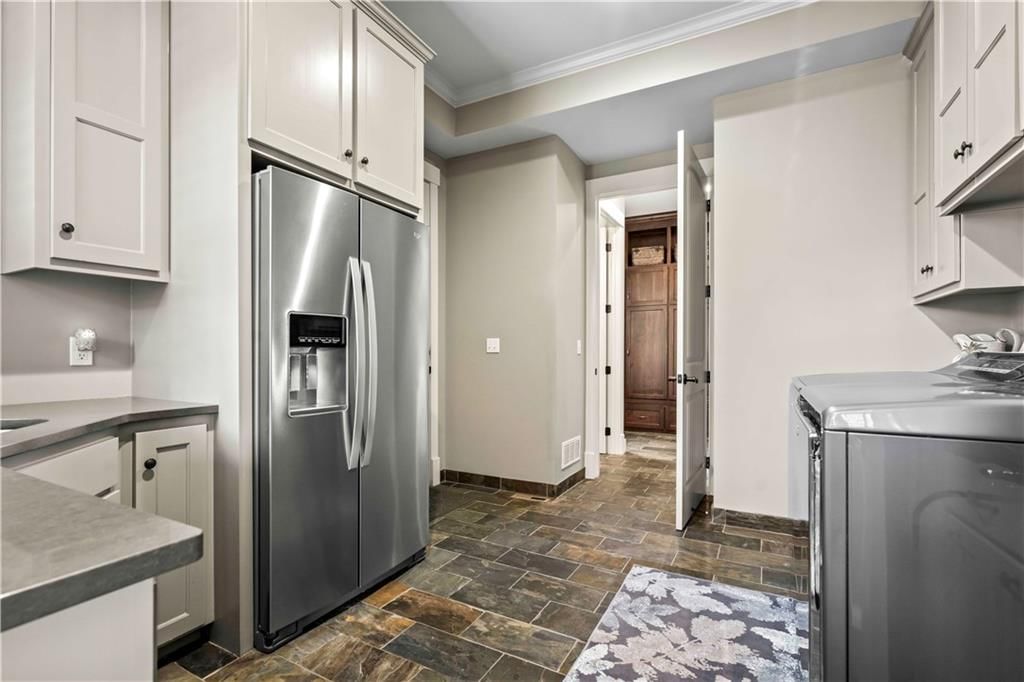 15917 King Street — photo 26