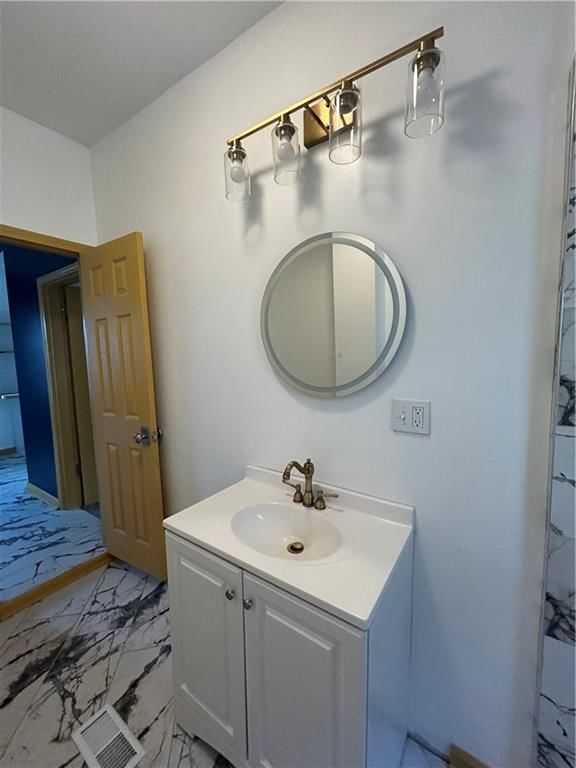 2528 Bellefontaine Avenue — photo 14