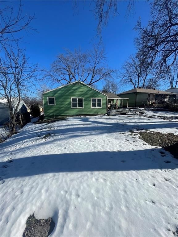 3028 S 46th Terrace — photo 9