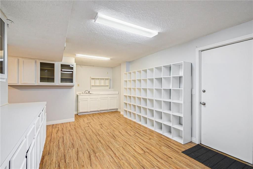 6770 Widmer Road — photo 31