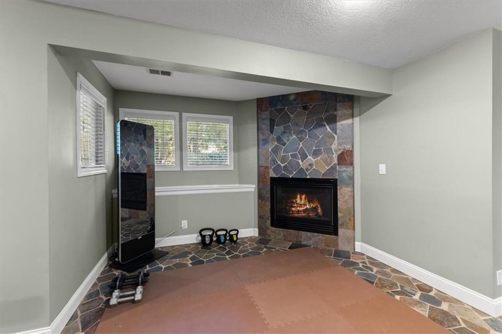 7665 Lichtenauer Court — photo 37