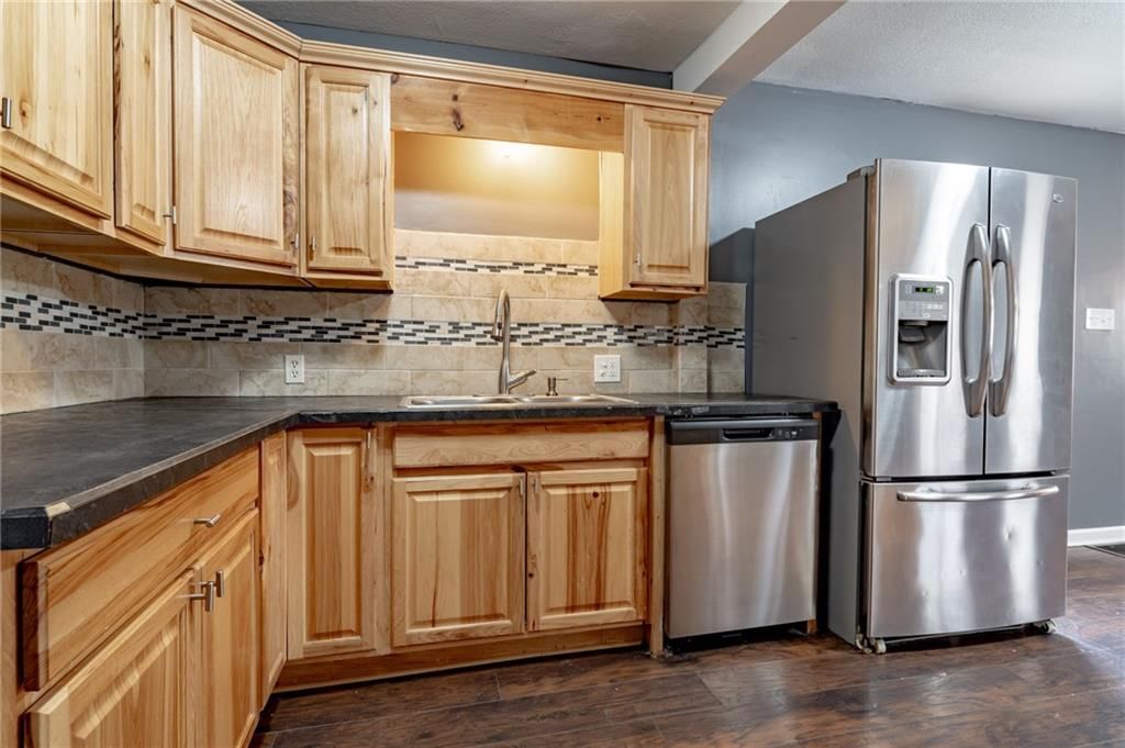 1301 Delaware Street — photo 14