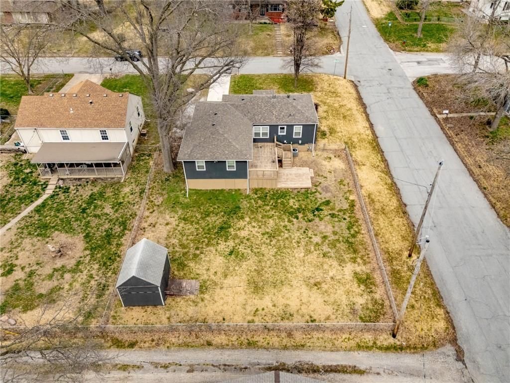 1301 Delaware Street — photo 29