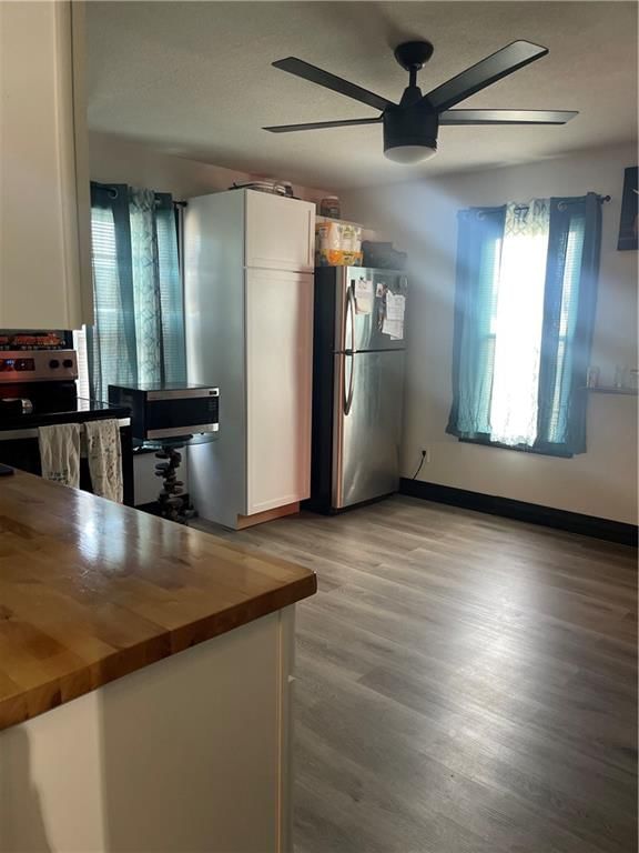 2400 Willow Street — photo 9