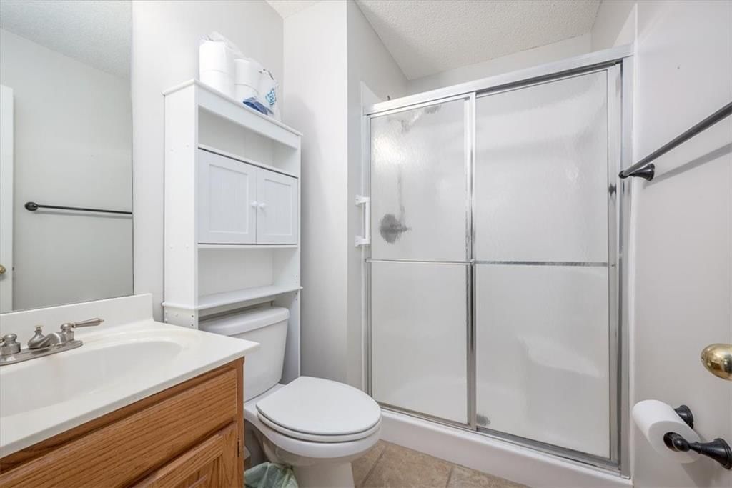 909 Village Street — photo 12