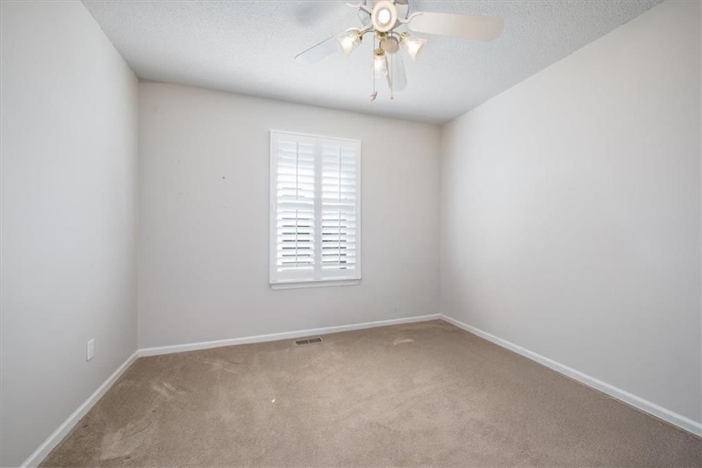 909 Village Street — photo 13