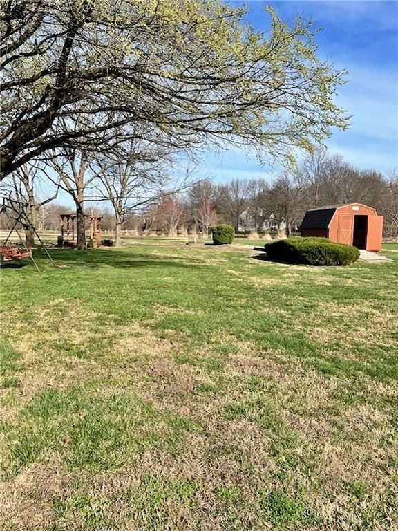 106 Brookview Road — photo 38