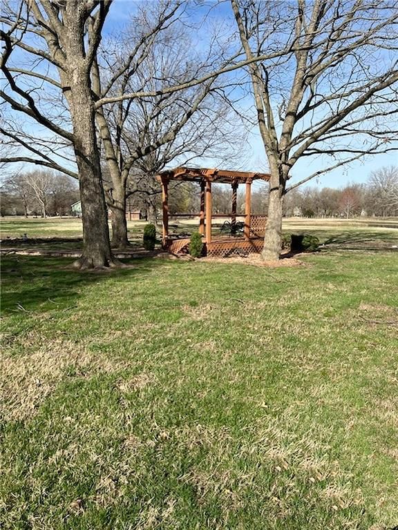 106 Brookview Road — photo 41