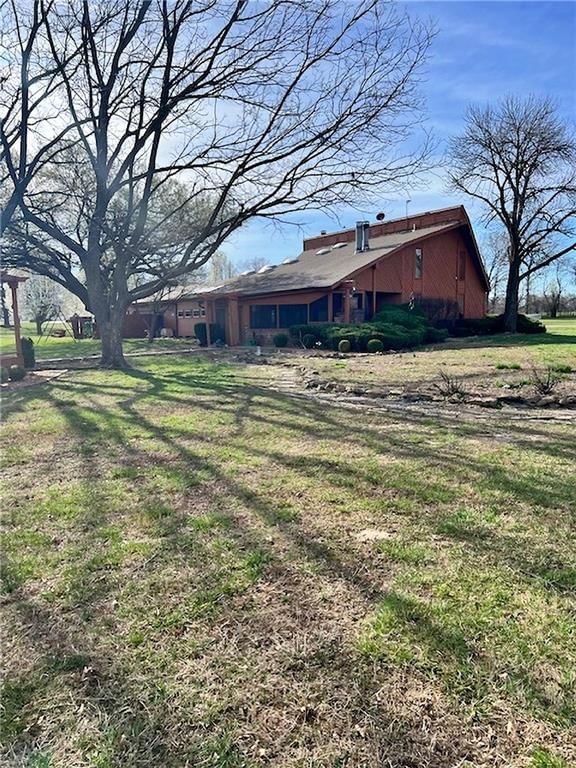 106 Brookview Road — photo 46