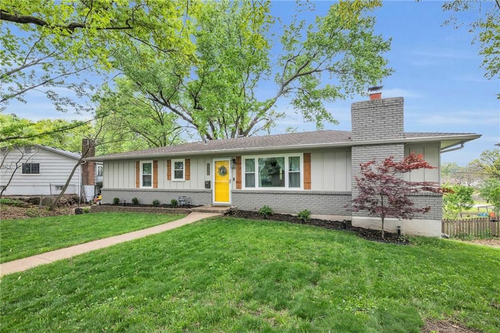 6720 N Wayne Avenue — photo 3