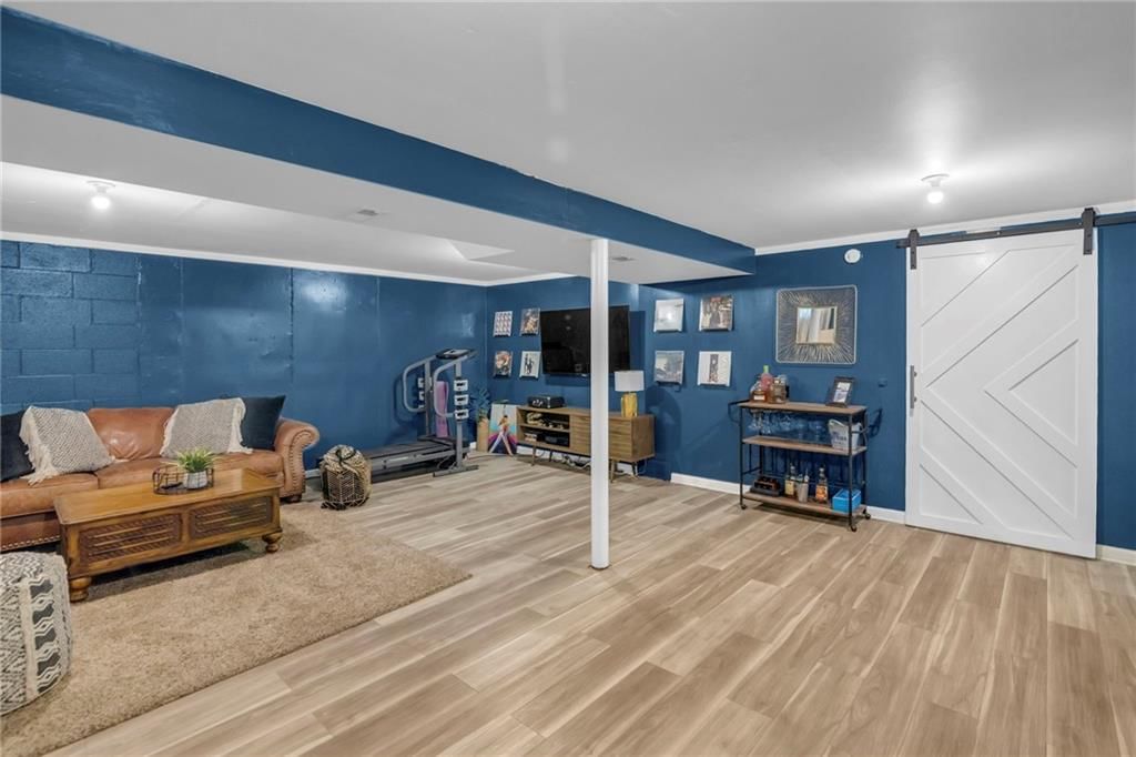 6720 N Wayne Avenue — photo 34