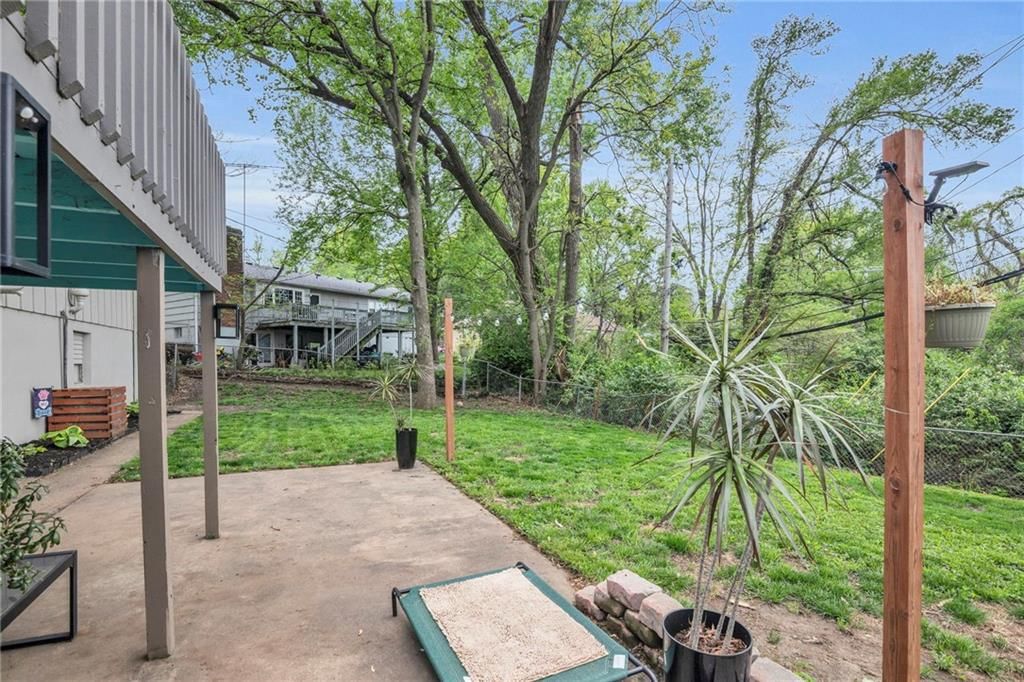 6720 N Wayne Avenue — photo 40