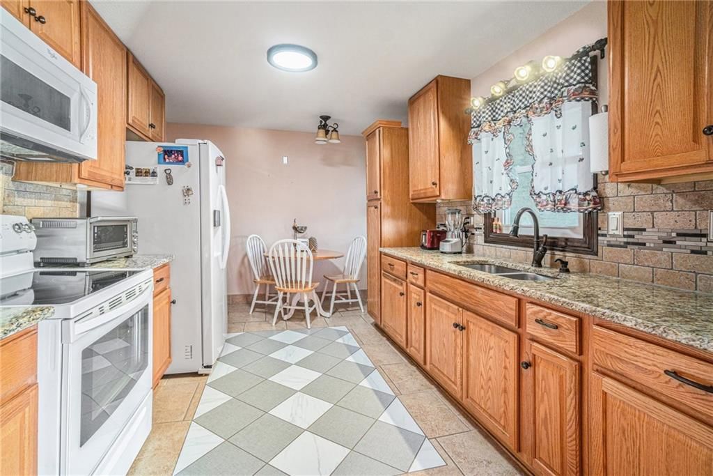 5015 Waverly Avenue — photo 14